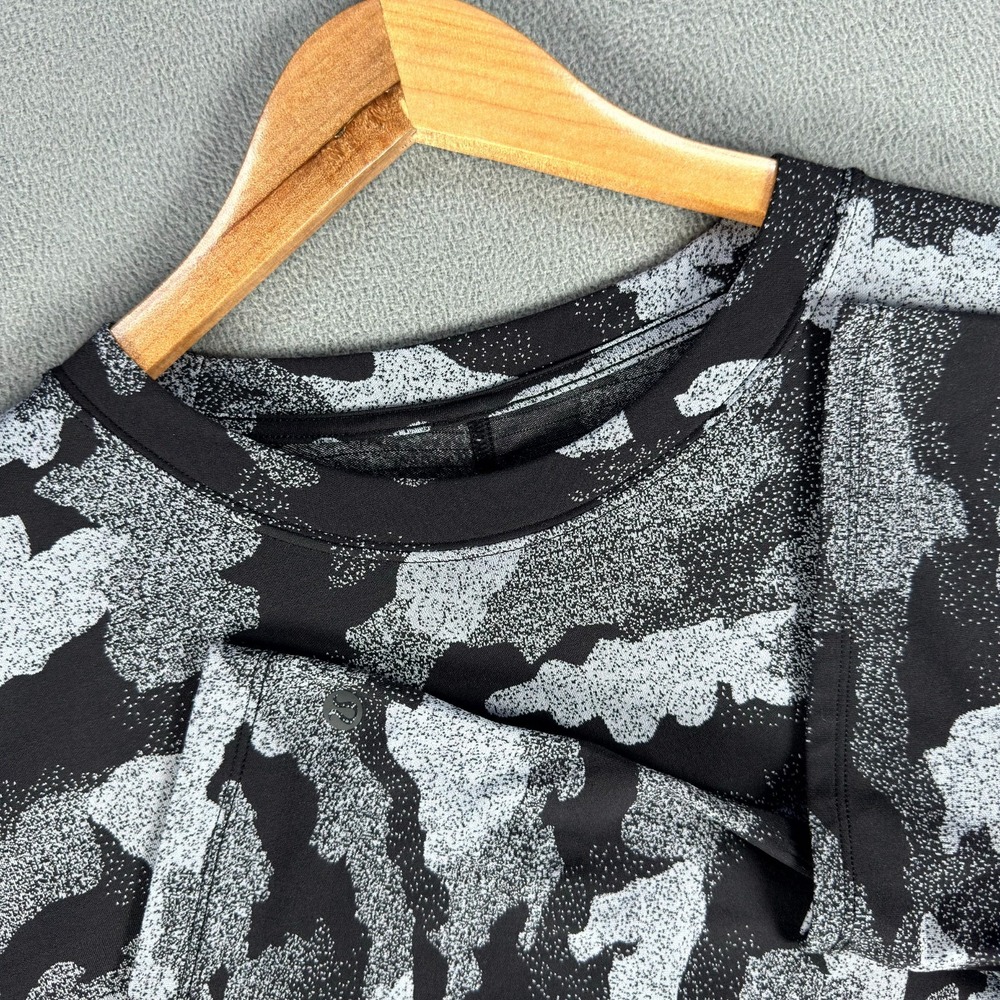Lululemon Shirt 10 Grey Black‎ Heritage Speckle Camo All Yours Tee Gym Lounge
